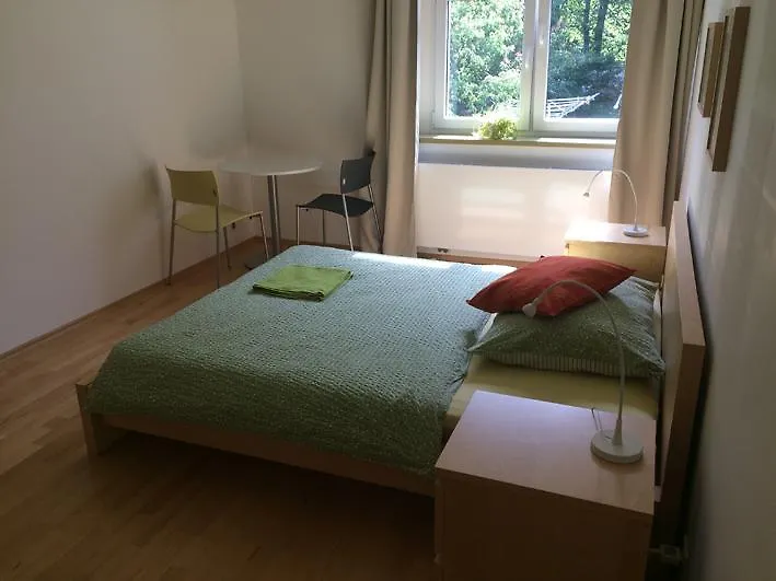 Bed & Breakfast Na Farkane Prag Privat bolig