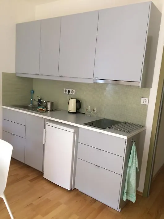 Bed & Breakfast Na Farkane Prag
